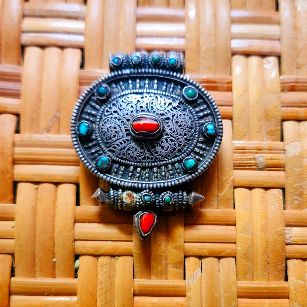 Large tibetan Sterling turquoise coral ghau box Pendant prayer box